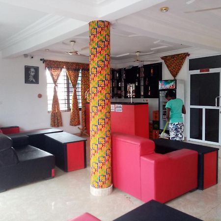 Ohene David Guest House Amanfro المظهر الخارجي الصورة